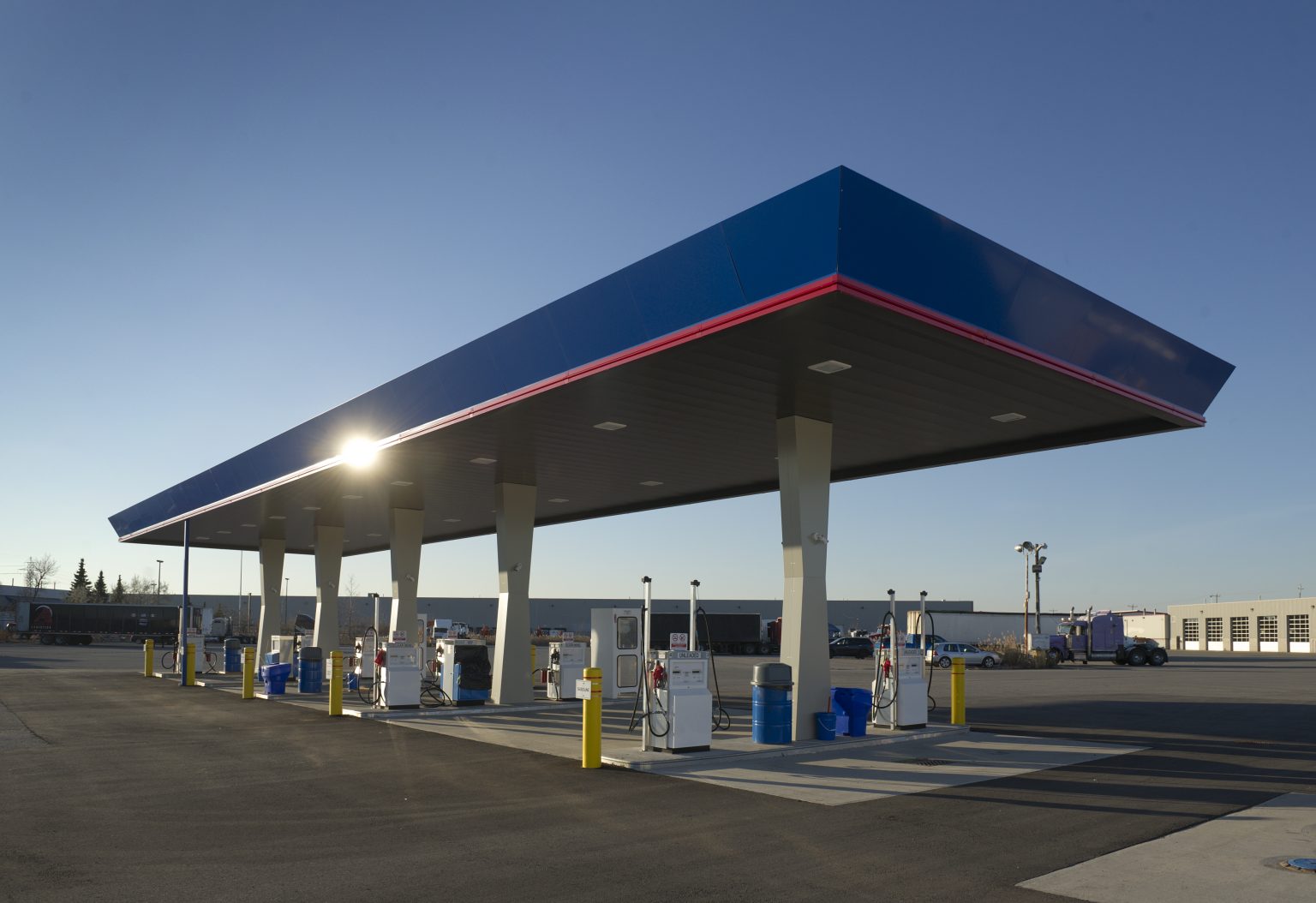 Commercial Cardlock Fuel TRANSIT PETROLEUM Inc.